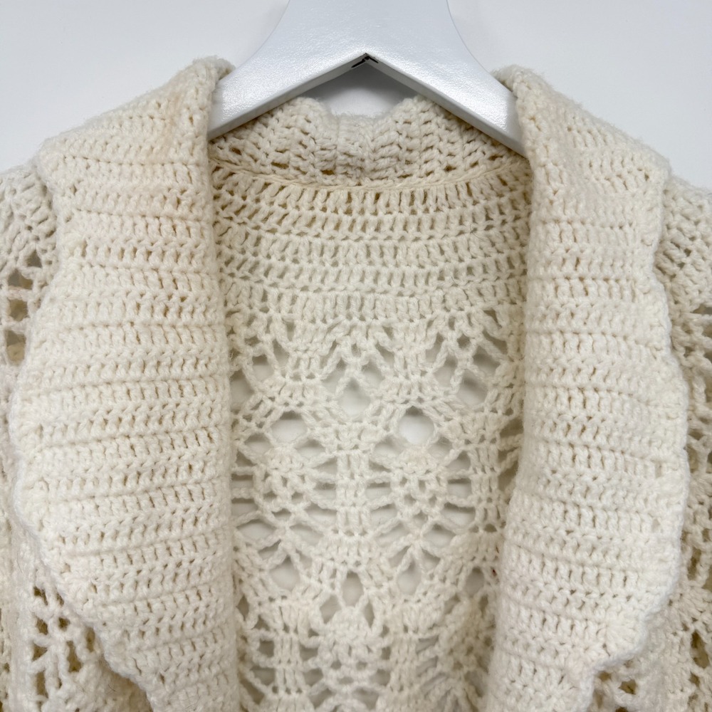 Vintage Handmade Crochet Poncho Cardigan One Size Coquette Fairy Ethereal Artsy - Picture 5 of 10
